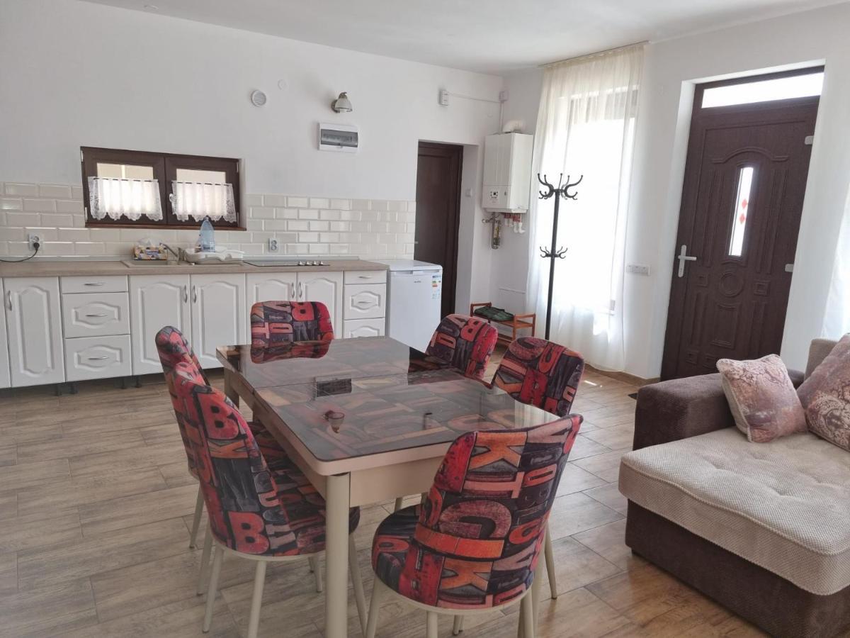 Casa De Oaspeti Minerva Deva Extérieur photo